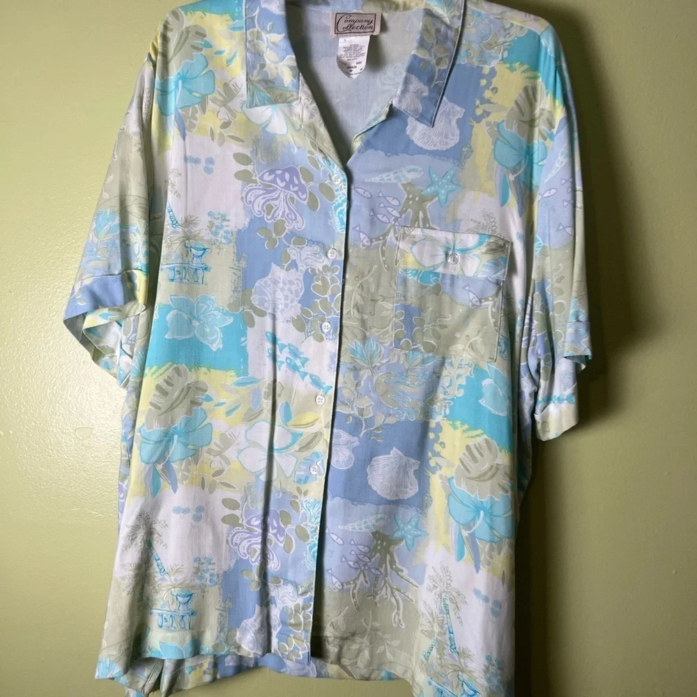 Company collection size 20 women’s Floral Button-Up Shirt - Picture 3 of 10